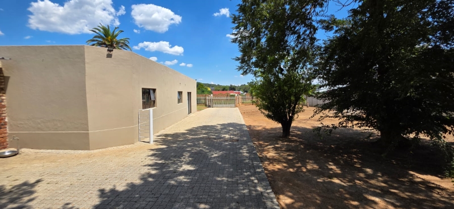 4 Bedroom Property for Sale in Collerville North West